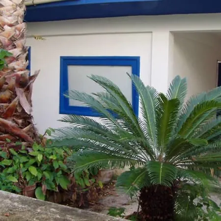 Bilocale Nei Luoghi Di Montalbano Апартаменты *